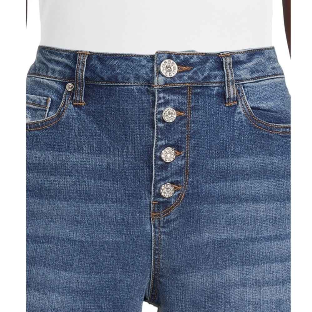 NWT Madden NYC Junior's Rhinestone Button Skinny Jeans - Picture 4 of 5